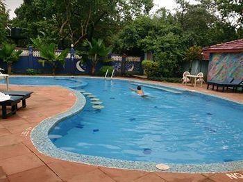 Retreat Anjuna Resort Ngoại thất bức ảnh